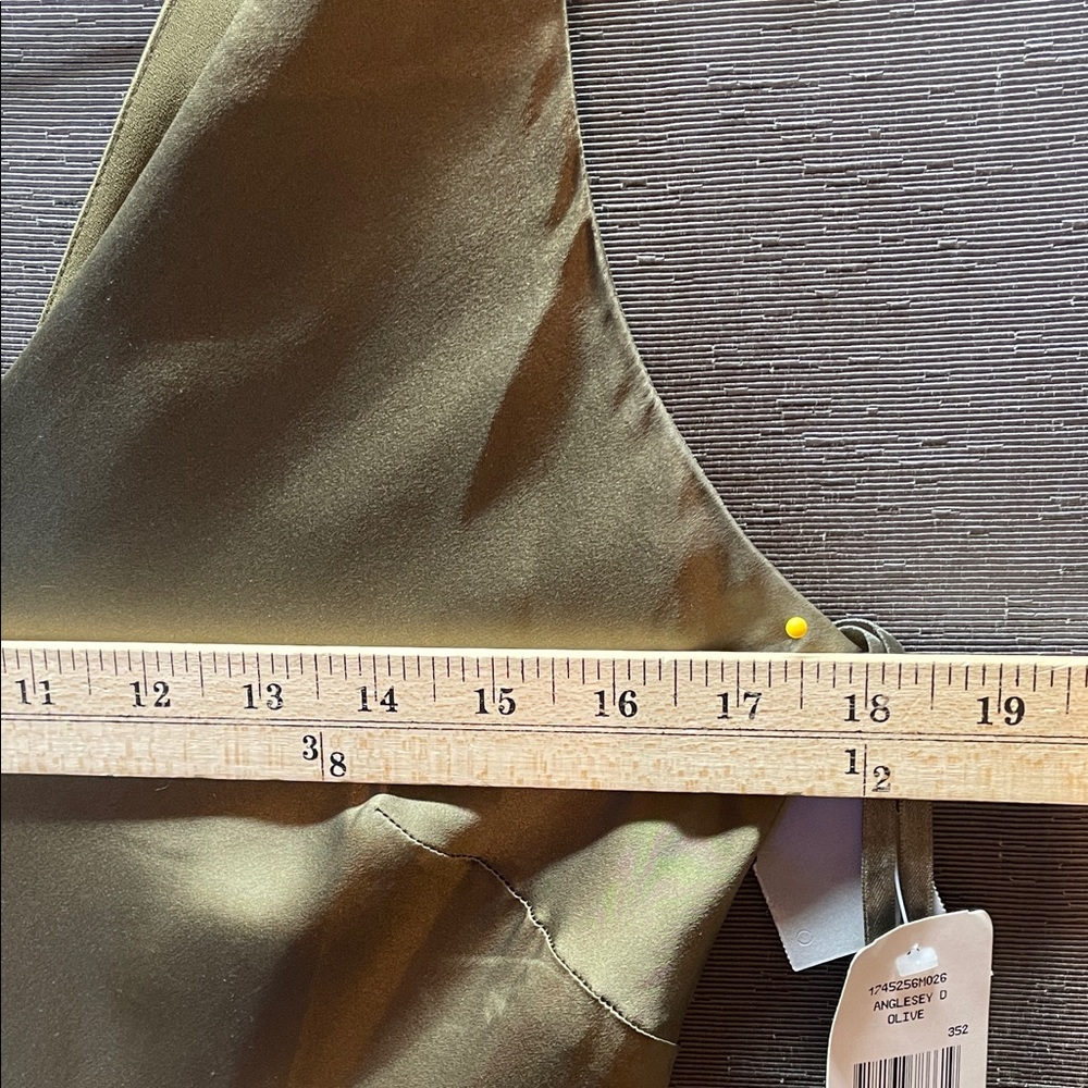 Lauren Ralph Lauren Green Olive 100 % silk, satin midi dress - Picture 4 of 8